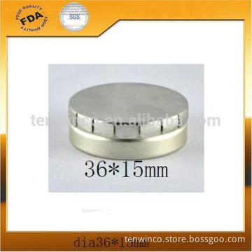 Wholesale Small Round printed Cosmetics Tin Boxes, Magnetic Custom